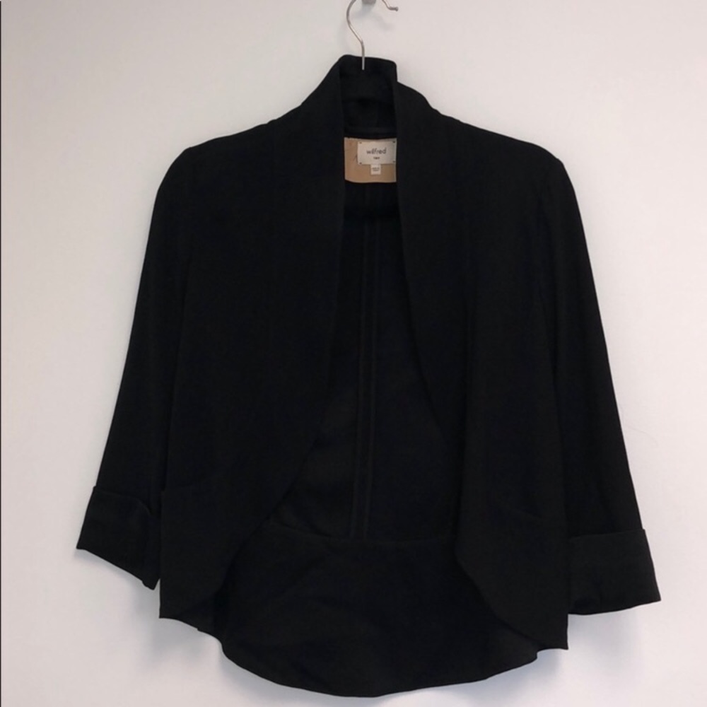 Aritzia wilfred cropped blazer size 2